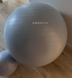 Мяч для йоги и фитнеса PROIRON 55cm (2 фото из 5)