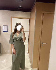 Õhtukleit (1 foto / 2)