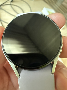 Samsung Galaxy watch4 (2 фото из 6)