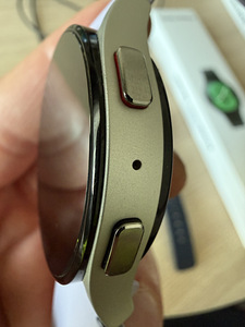 Samsung Galaxy watch4 (4 фото из 6)