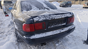 Audi S8 на запчасти (1 фото из 10)
