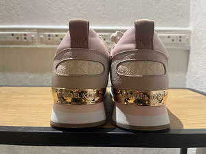 Tossud Michael Kors (2 фото из 4)