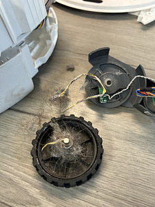 Dreame, Ecovacs ja teiste robottolmuimejate remont ja hooldu (5 foto / 9)