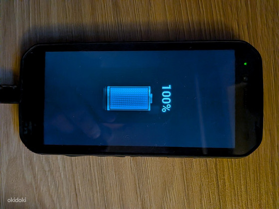 Mobiiltelefon CAT S42 IP68
