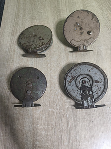 Винтажные катушки для удочек (2 фото из 2)