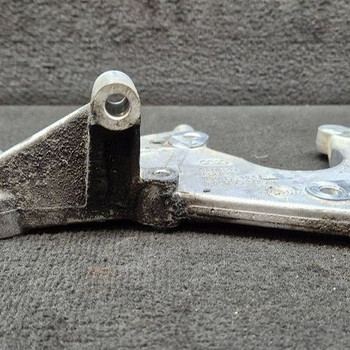 Kütuse sissepritsepumba kronstein audi 3.0d 171kw
