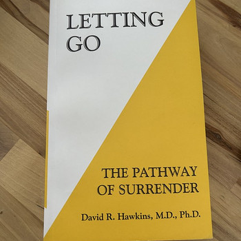 Letting go Дэвида Р. Хокинса