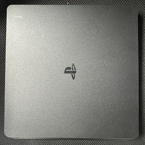 PlayStation 4 Slim 1TB + 2 pulti (3 foto / 4)