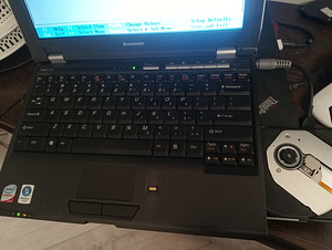 Lenovo 3000 v200 (6 фото из 7)