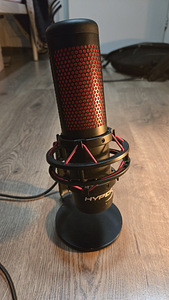 Müüa mikrofon HyperX QuadCast (1 foto / 2)
