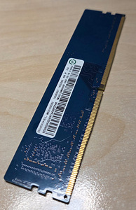 DDR 4 (2 фото из 2)