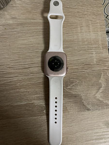 Apple Watch Series 10 46mm, розовое золото (2 фото из 2)