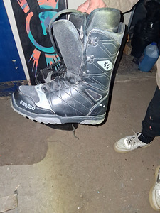 Burton Deja Vu 152 сноуборд (4 фото из 7)