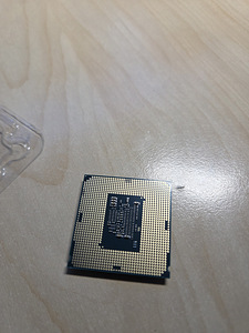 Intel I3 (1 фото из 2)
