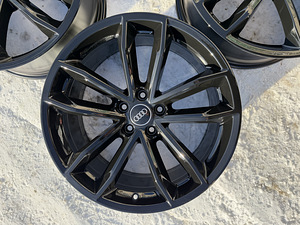 19" оригинальные диски Audi S-Line 5x112 (2 фото из 9)