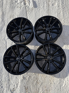 19" оригинальные диски Audi S-Line 5x112 (6 фото из 9)