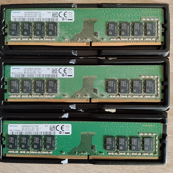 DDR4 24GB 3x8GB 2400Mhz Samsung 90€ võib ka ühekaupa 30€ tk.