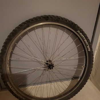 26-tolline velg koos rehviga
