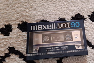 MAXELL UD,MAXELL UDXLI (3 фото из 4)