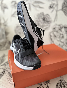Uued Nike MC Trainer 2 naiste treeningjalanõud, 38 suurus (3 foto / 4)