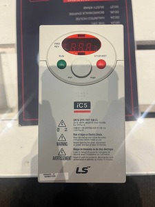 Частотный преобразователь LS iC5 SV004iC5-1F 0.4 kW Новый (1 фото из 3)
