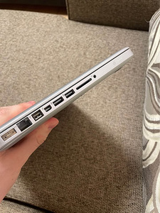 MacBook Pro 13", начало 2011 (3 фото из 8)