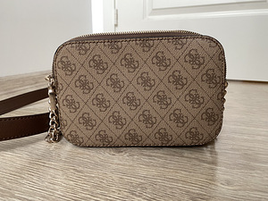 GUESS kott (5 foto / 5)