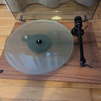 Виниловый проигрыватель Pro-Ject T1 Phono SB