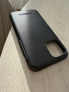 Чехол OtterBox Symmetry для iPhone 11 Pro (2 фото из 4)