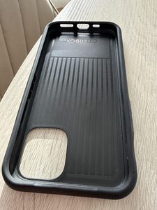 Чехол OtterBox Symmetry для iPhone 11 Pro (4 фото из 4)