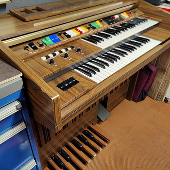 Орган Kawai E-90H
