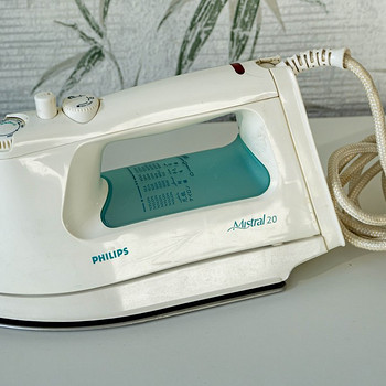 Паровой утюг Philips