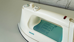 Паровой утюг Philips (5 фото из 6)