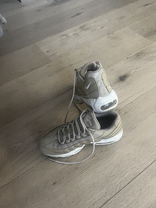 Müüa Nike Air Max 95, kasutatud, kuid väga heas seisukorras (1 foto / 4)