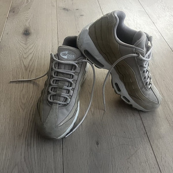 Müüa Nike Air Max 95, kasutatud, kuid väga heas seisukorras