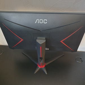 AOC monitor (2 foto / 3)