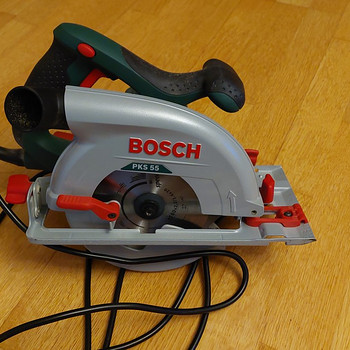 Дисковая пила Bosch PKS 55