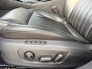 Skoda Superb L&K (12 фото из 13)