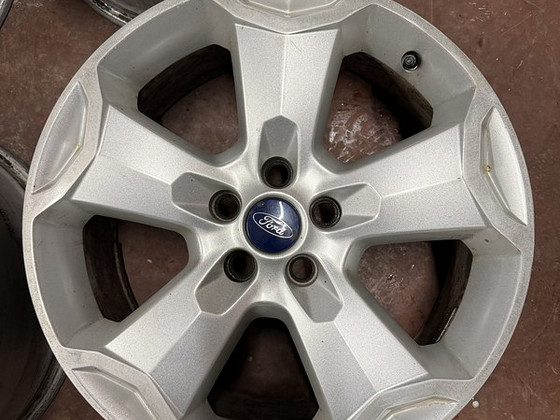18" Ford originaalveljed 5x108 + andurid