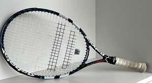 Детская теннисная ракетка Babolat Pure Drive JR 23 + чехол (1 фото из 4)