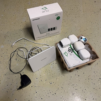 Koduvalve kompelkt ARLO VMS3530 5-kaameraga