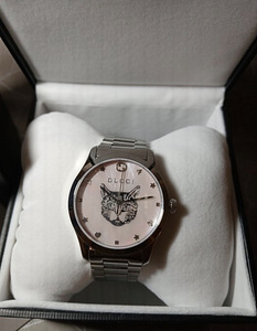Gucci (2 фото из 5)