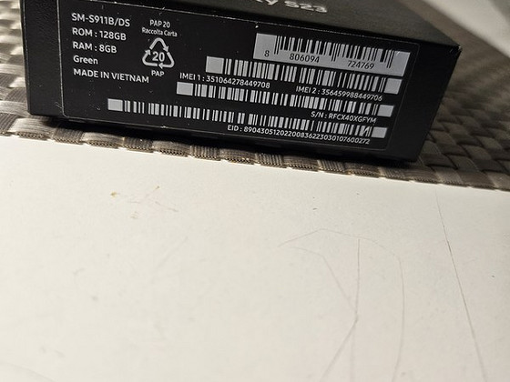 Samsung galaxy s23 8gb/128 rohline