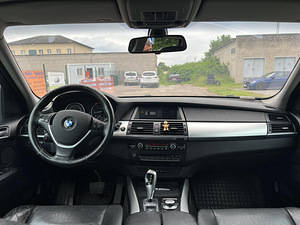BMW X5 XDRIVE 35D (9 foto / 10)