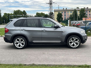 BMW X5 XDRIVE 35D (5 foto / 10)