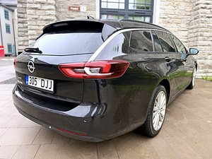 OPEL INSIGNIA SPORTS TOURER / БЕЗ АВАРИЙ / ТО 10.2026 (3 фото из 15)