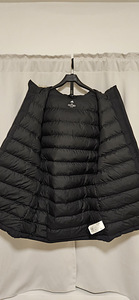 Зимняя куртка Adidas (2 фото из 6)