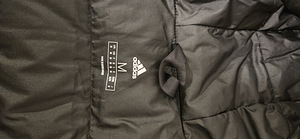 Зимняя куртка Adidas (5 фото из 6)
