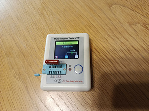 Multi-function Tester -TC1, DVM890 (1 foto / 2)