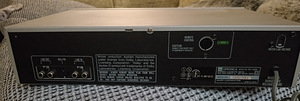 Sharp Optonica RT105H кассетная дека (2 фото из 4)
